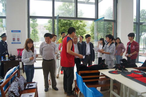 弘扬中华民族传统文化,建设优秀传统文化传承体系 城建分院传统装饰工艺品设计与制作活动